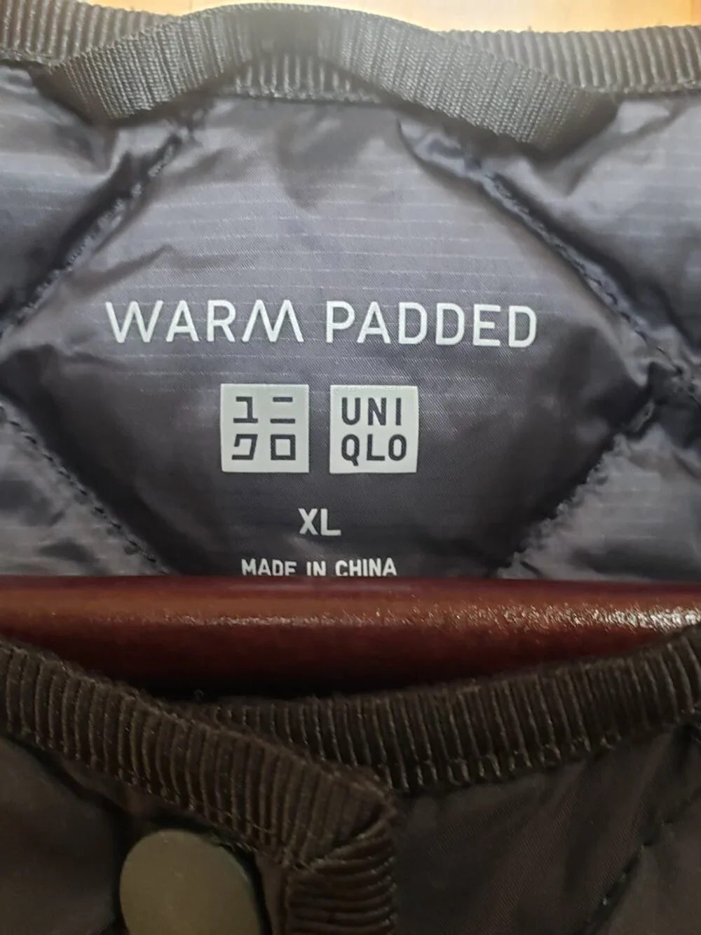 Uniqlo Jacket XL Black Snap Warm Padded Quilted Puffer Outdoors Pockets Cozy